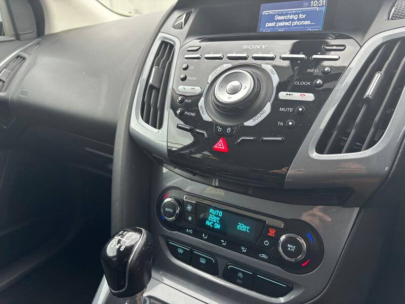 FORD FOCUS