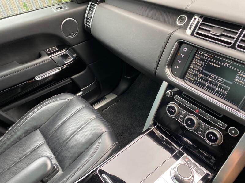 LAND ROVER RANGE ROVER