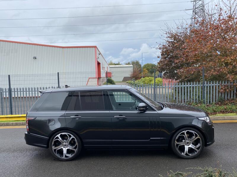 LAND ROVER RANGE ROVER