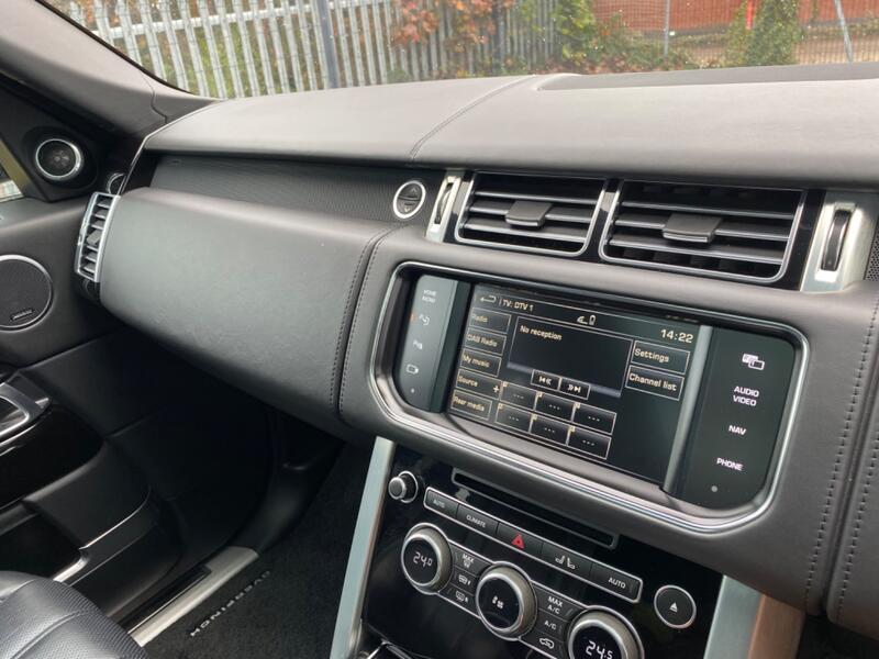 LAND ROVER RANGE ROVER