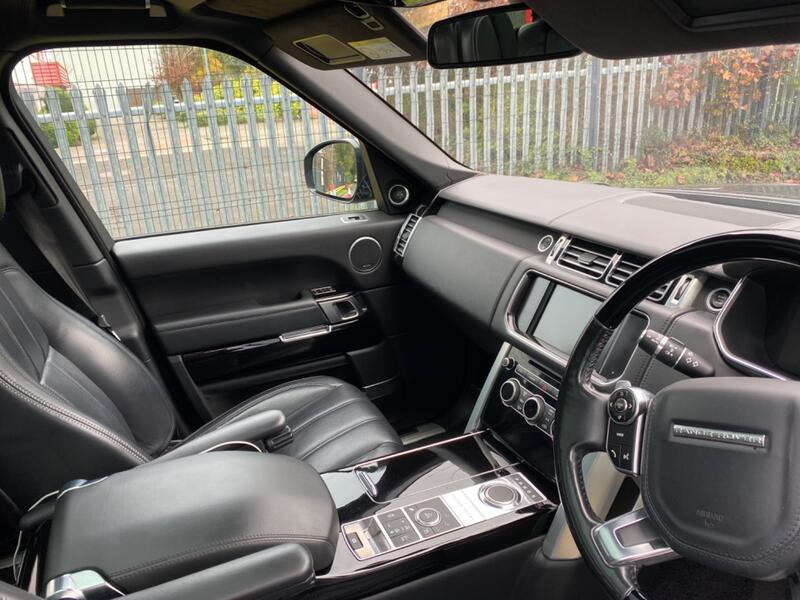 LAND ROVER RANGE ROVER
