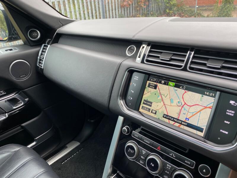 LAND ROVER RANGE ROVER