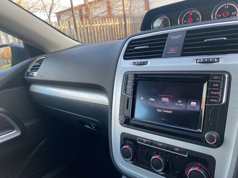VOLKSWAGEN SCIROCCO
