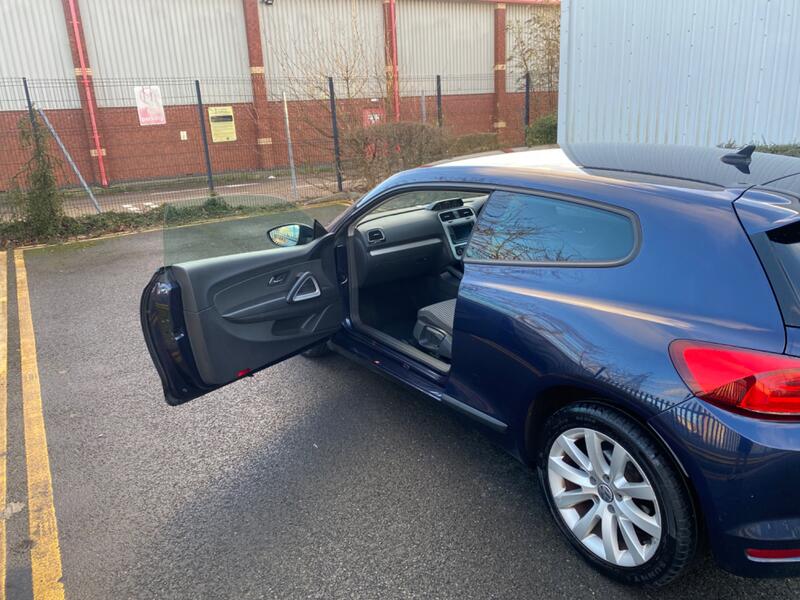 VOLKSWAGEN SCIROCCO