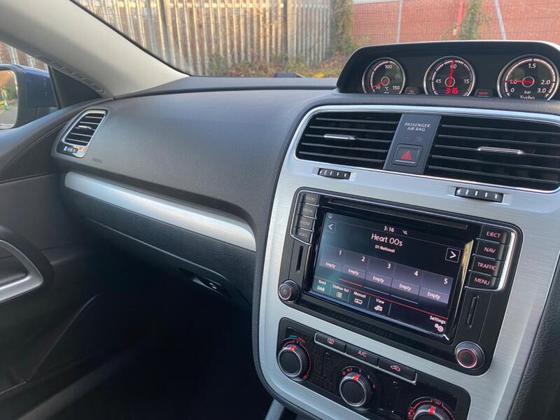 VOLKSWAGEN SCIROCCO