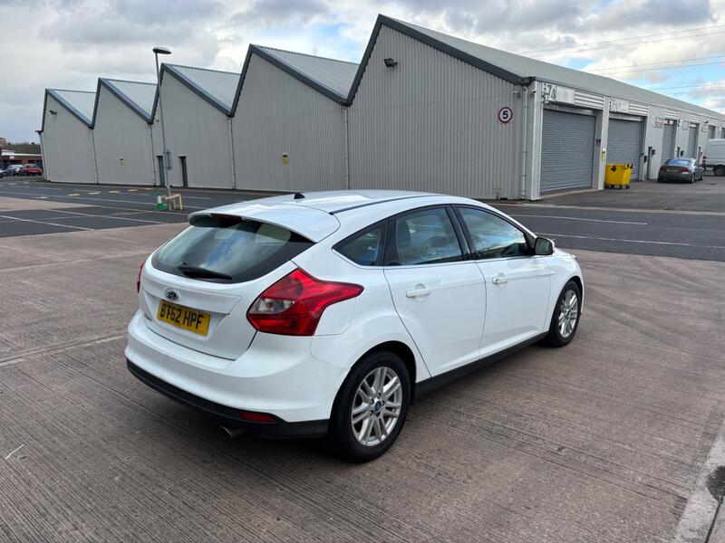 FORD FOCUS
