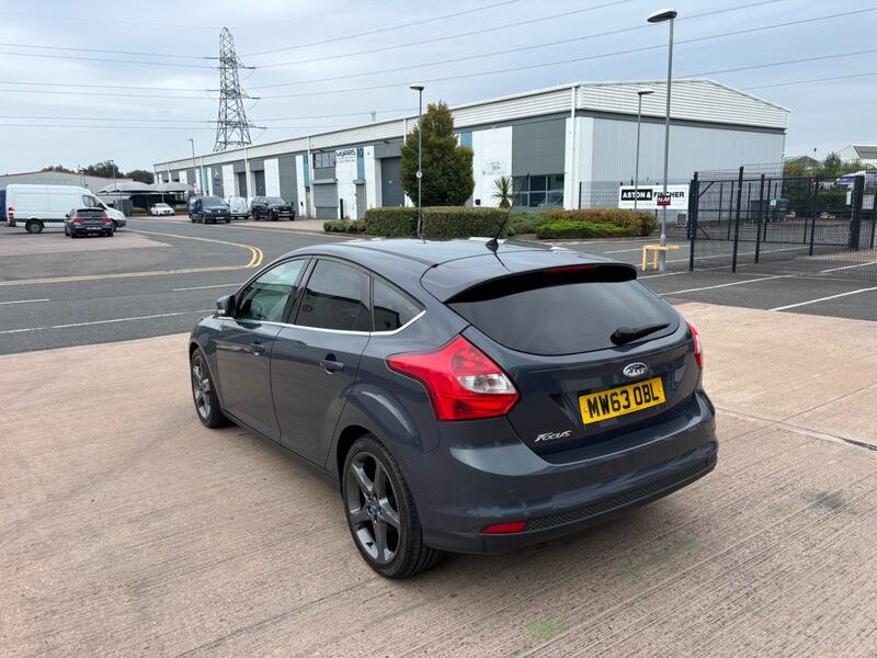 View FORD FOCUS 1.6 TDCi Titanium Navigator