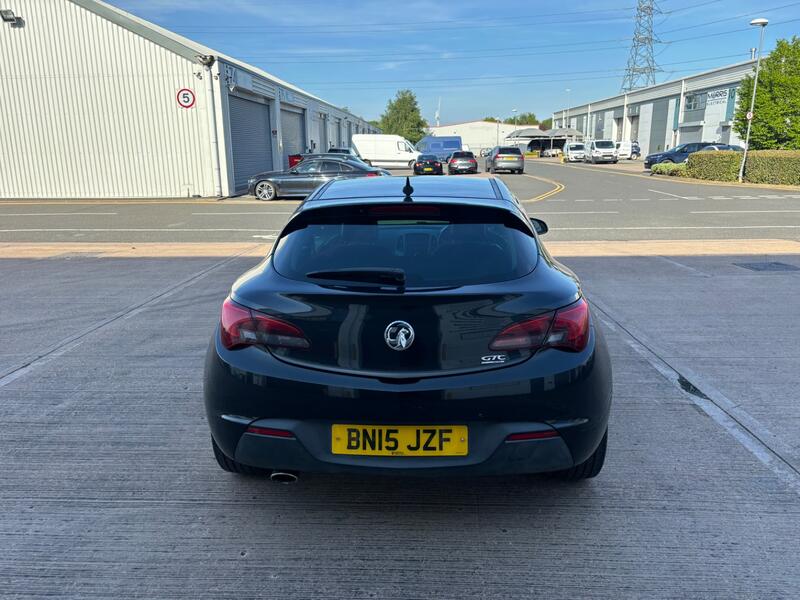 View VAUXHALL ASTRA GTC 2.0 CDTi Sport
