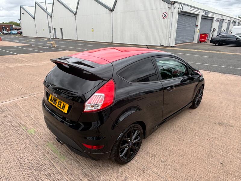FORD FIESTA