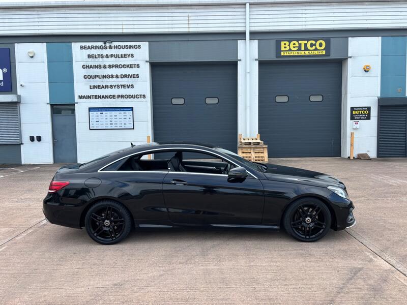 MERCEDES-BENZ E CLASS