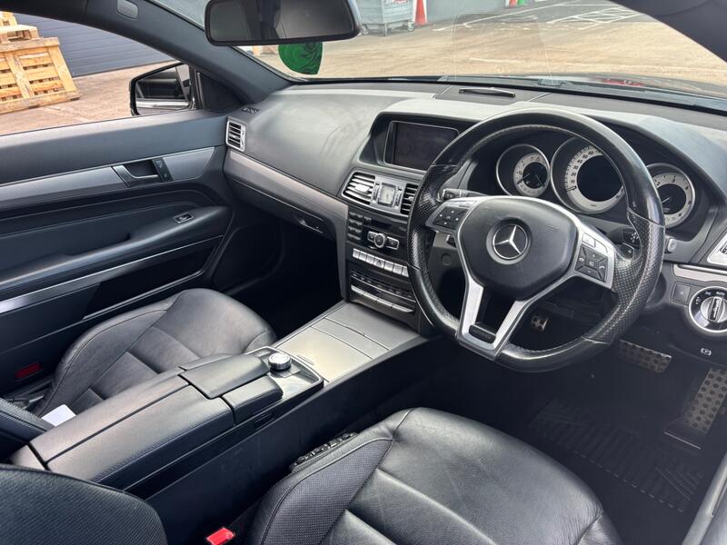 View MERCEDES-BENZ E CLASS 2.1 E220 CDI AMG Sport