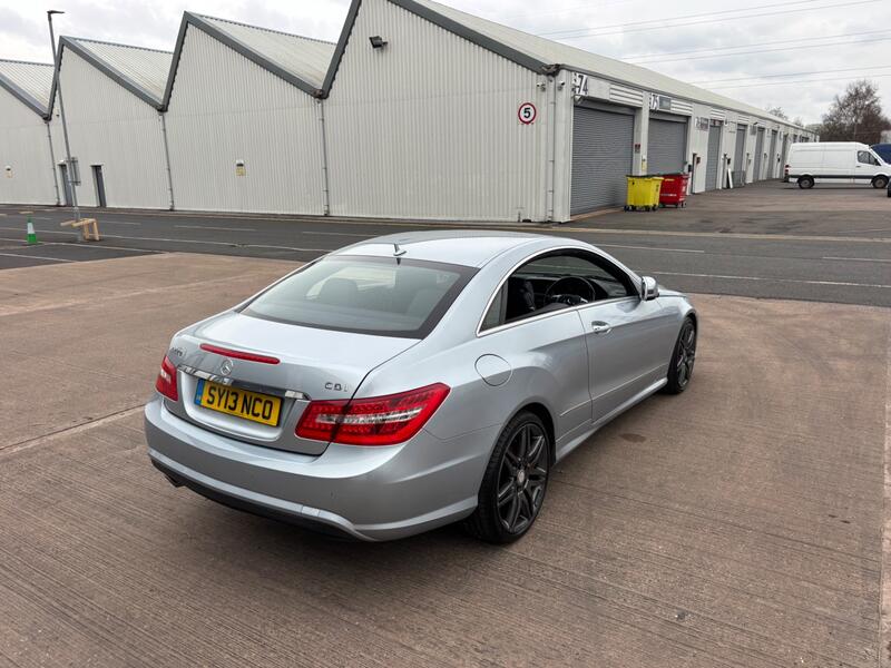 MERCEDES-BENZ E CLASS