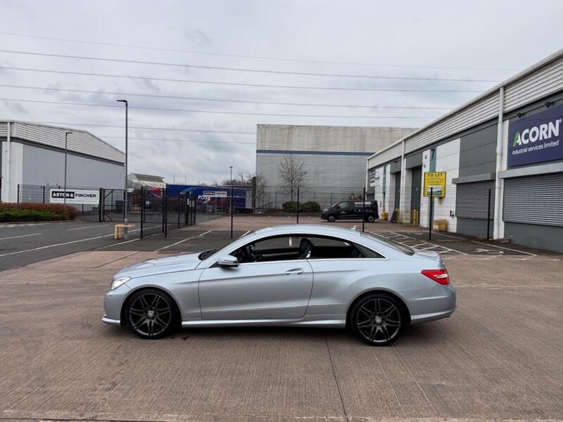 View MERCEDES-BENZ E CLASS 2.1 E220 CDI BlueEfficiency Sport