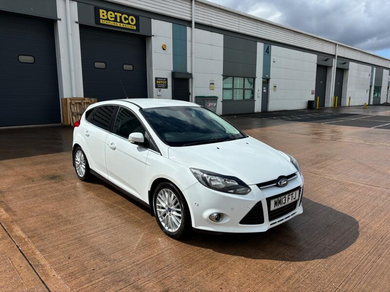 FORD FOCUS