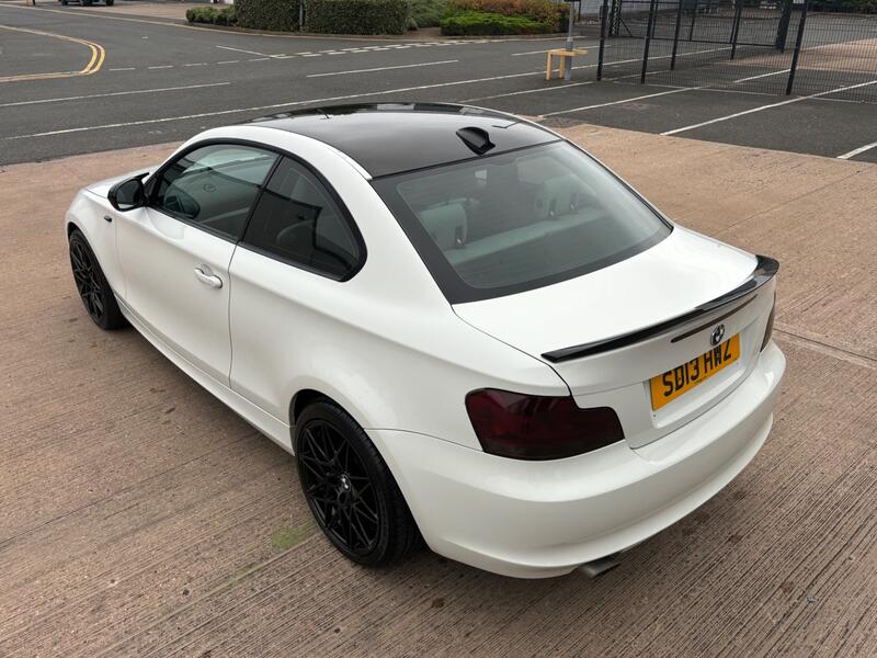 BMW 1 SERIES