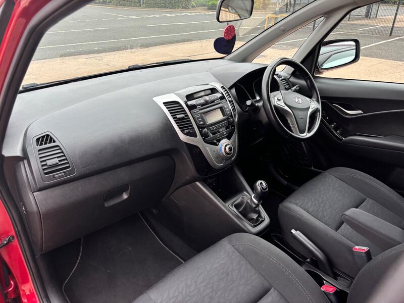 HYUNDAI IX20