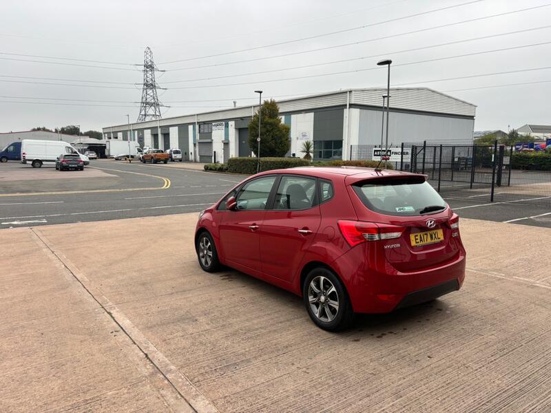 HYUNDAI IX20