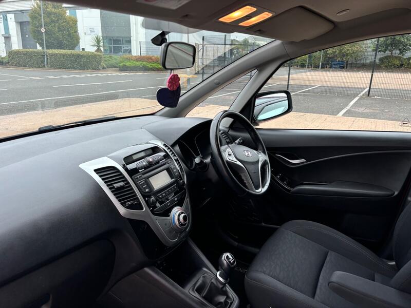 HYUNDAI IX20
