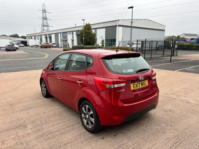 HYUNDAI IX20