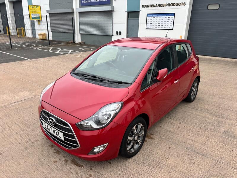 HYUNDAI IX20