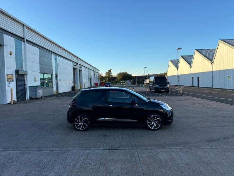 DS AUTOMOBILES DS 3
