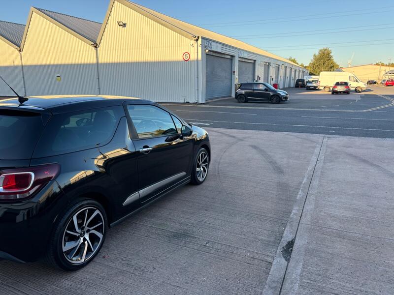 DS AUTOMOBILES DS 3