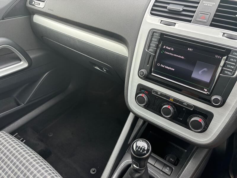 VOLKSWAGEN SCIROCCO
