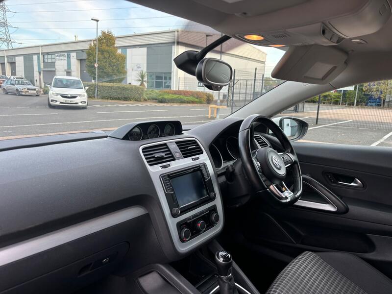 VOLKSWAGEN SCIROCCO
