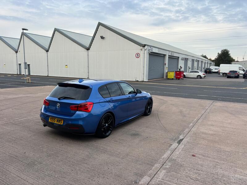 BMW 1 SERIES