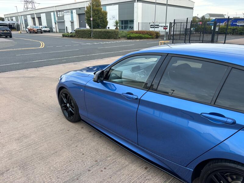 BMW 1 SERIES