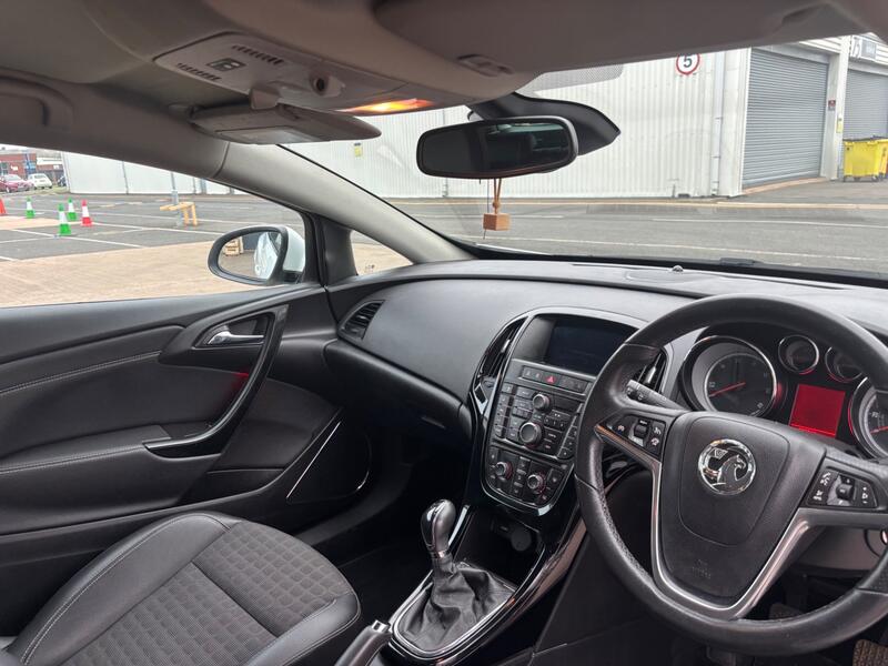 VAUXHALL ASTRA GTC