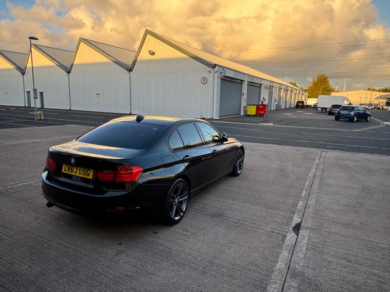 BMW 3 SERIES