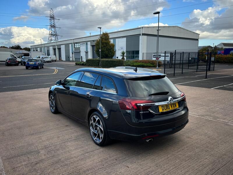 VAUXHALL INSIGNIA