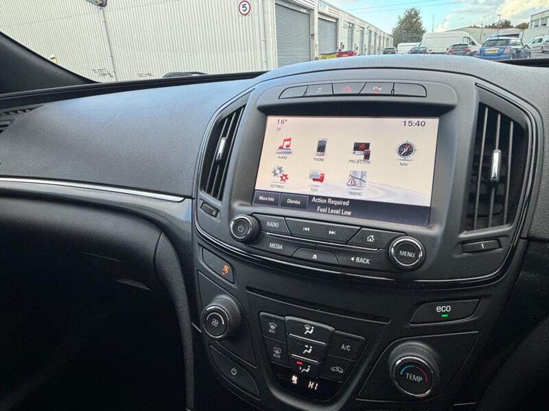 VAUXHALL INSIGNIA