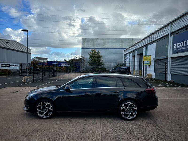 VAUXHALL INSIGNIA