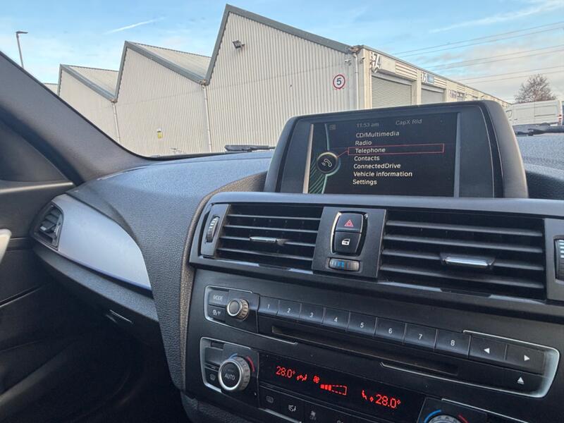 BMW 1 SERIES
