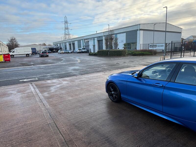 BMW 1 SERIES