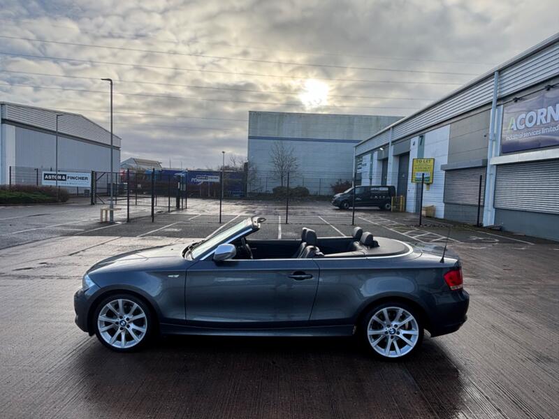 BMW 1 SERIES