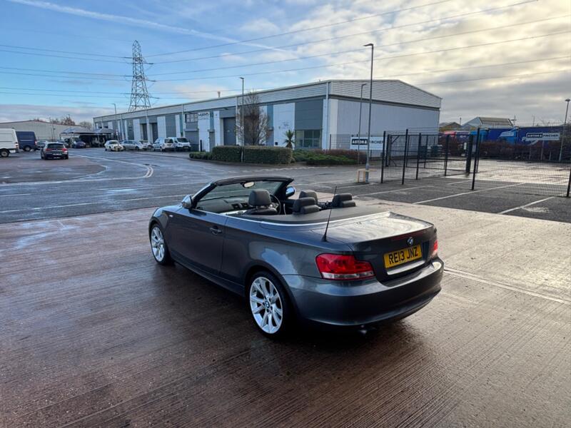 BMW 1 SERIES