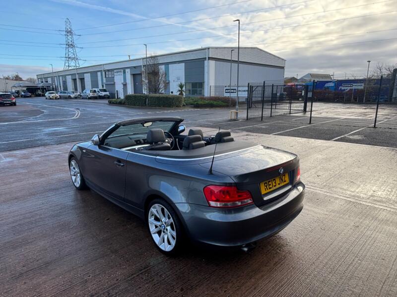 BMW 1 SERIES