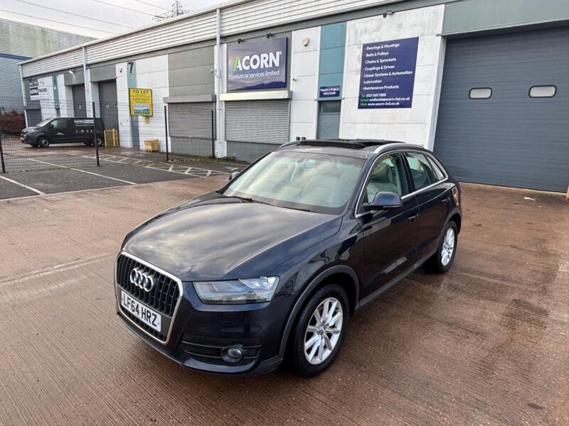 AUDI Q3