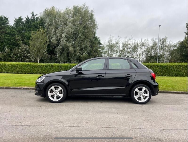 View AUDI A1 1.6 TDI Sport