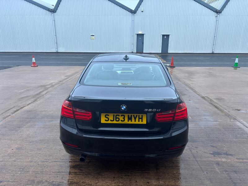 View BMW 3 SERIES 2.0 320d Efficient Dynamics