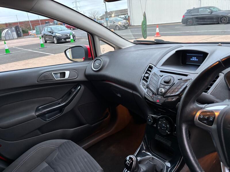 FORD FIESTA