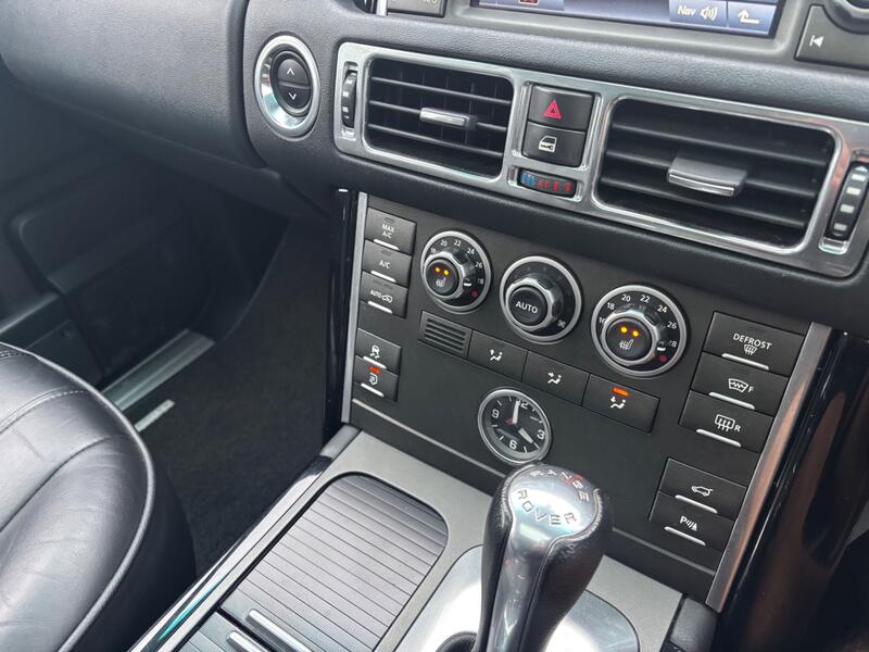 LAND ROVER RANGE ROVER