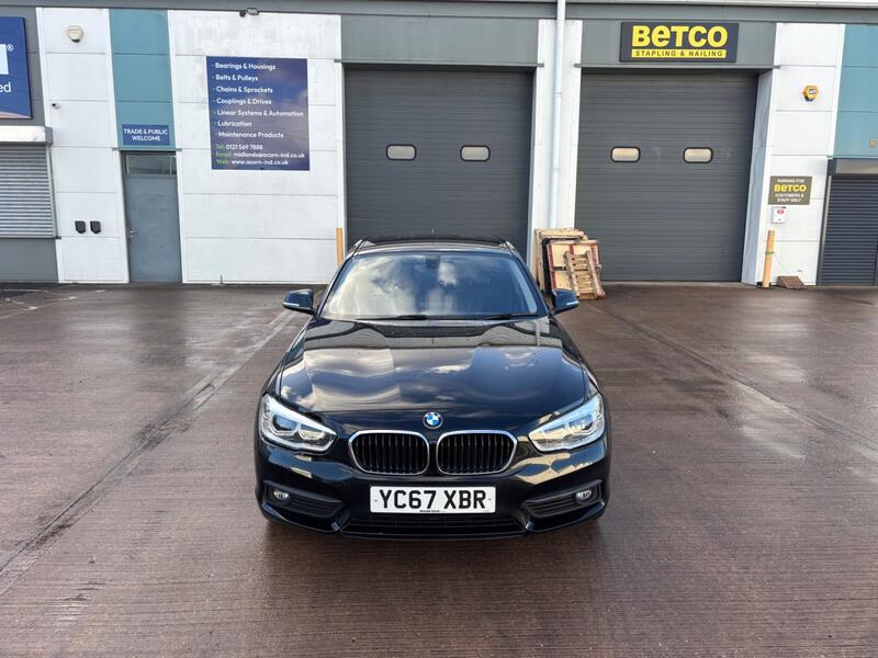 BMW 1 SERIES