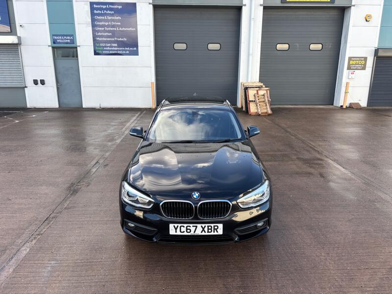BMW 1 SERIES