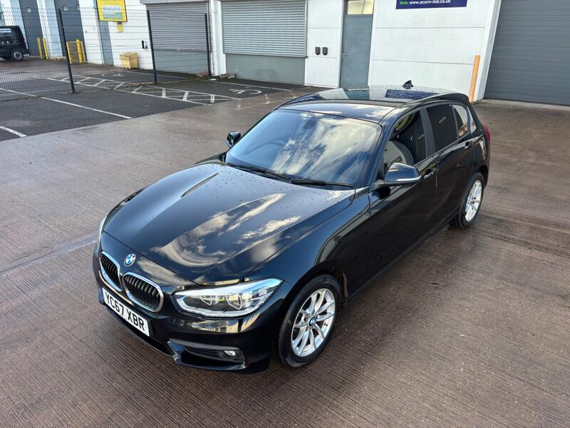 BMW 1 SERIES