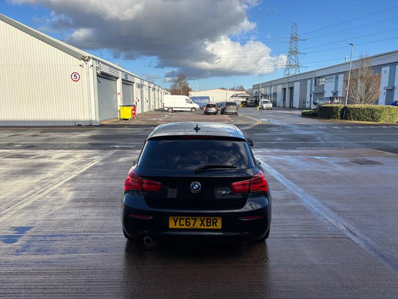 BMW 1 SERIES