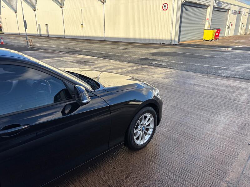BMW 1 SERIES